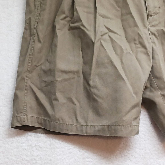 Columbia Sportswear Pleated Front Shorts Size 38 Waist 8.5 Inch Inseam‎ - Picture 4 of 13